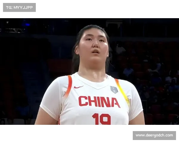 苏群点评女篮双塔战术无效并建议张子宇早日破格进入WCBA
